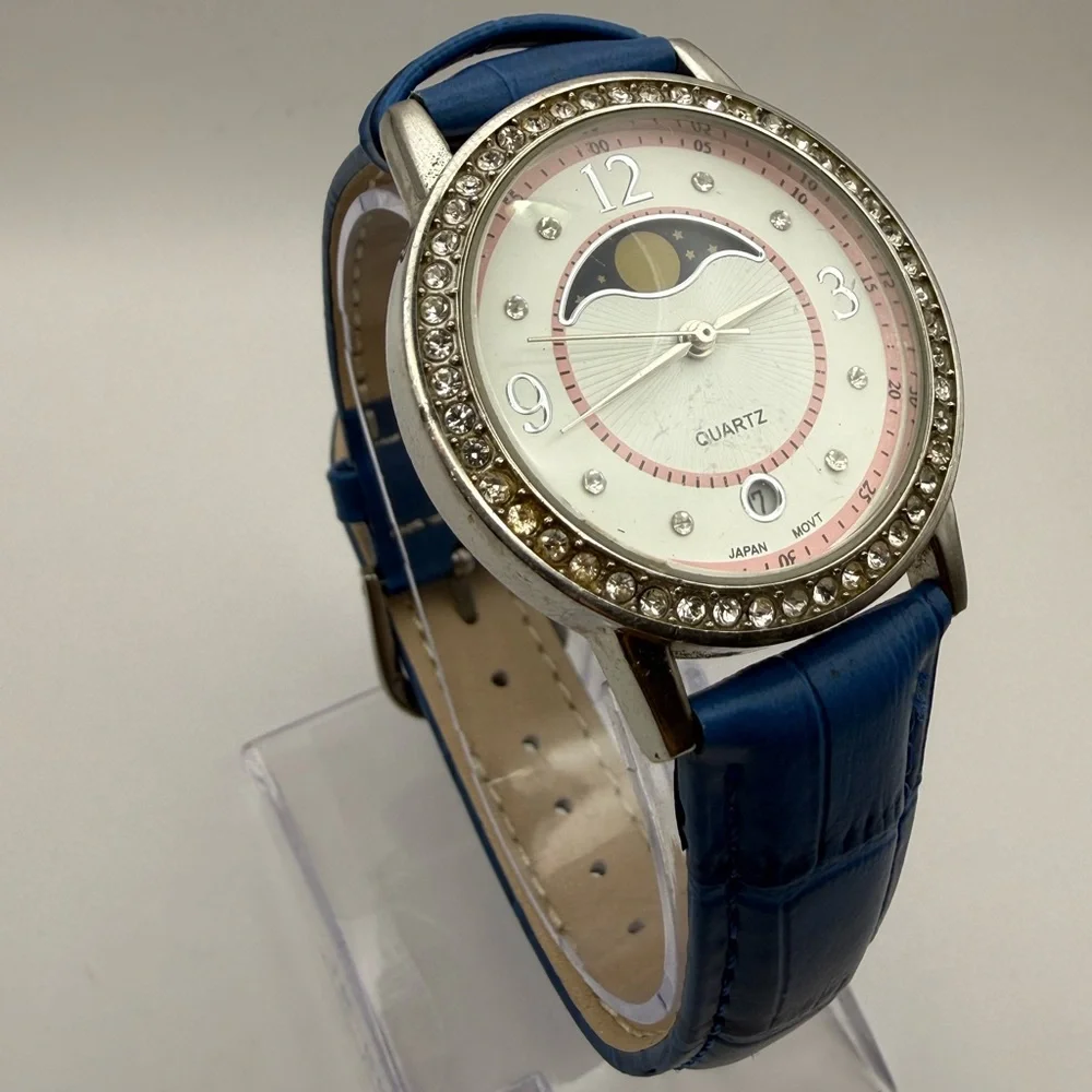 VINTAGE DATE MOON PHASE RHINESTONES DIAL QUARTZ SILVER BLUE BAND (New Battery)